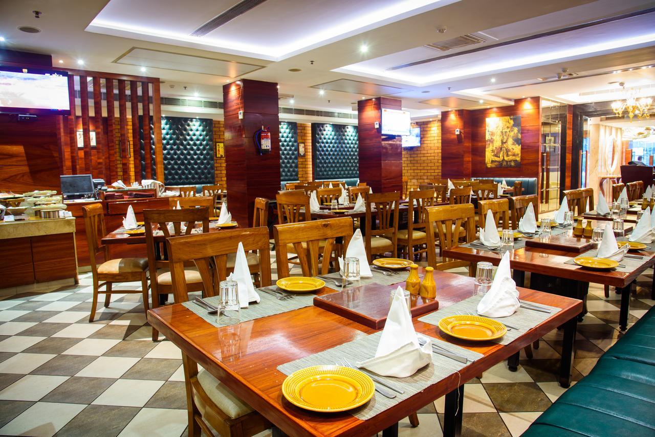 Hotel Ascent Biz Noida Exterior foto